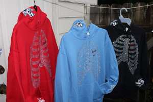 Custom Design Rhinestone <b>Red</b> <b>Hoodie</b> 340GSM Cotton Blend Bling Streetwear Sweatshirt <b>for</b> Men <b>Women</b> with Logo Winter High Quality - Product Image 5