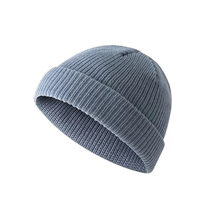 Nouveau design doux laine épaisse Ski extérieur vente en gros Logo personnalisé couleur unie chapeau chaud épais tricot hiver Jacquard Beanie - Product Image 5