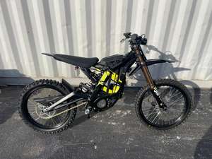 NUEVA - Motocicleta Eléctrica Todoterreno Sur Ron Light Bee X 60v 8000w 40Ah 2025 Sellada - Product Image 3