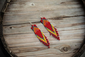 Boucles d'oreilles brodées de perles ethniques Boho faites à la main pour femmes Style classique avec perle comme pierre principale pour la Saint-Valentin - Product Image 2