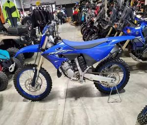 Vente rapide - NOUVEAU - Motos YZ125 2023 2024 entièrement assemblées - Originales - Product Image 1