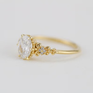 Anillo de compromiso de diamante cultivado en laboratorio de corte ovalado CTW 1,60, anillo de boda de racimo Vintage, anillo de oro de estilo Art Deco, Diamante de racimo ovalado - Product Image 2