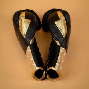 Gants de boxe Fly Black Golden les plus vendus, fabriqués sur mesure, prix abordable, logo personnalisé, gants de sparring en cuir véritable - Product Image 2