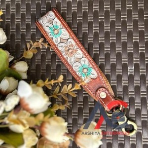 Nueva Llegada Mano Tooled Cuero Muñequera Llaveros En Relieve Estampado Floral Cuero Llaveros Tooled Accesorios de cuero Correas para llaves - Product Image 1