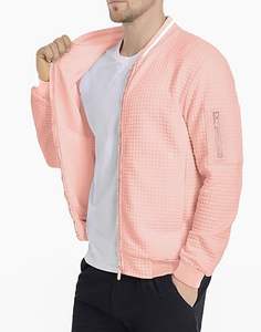 Blouson aviateur rose d'hiver léger pour hommes, vente en gros décontracté avec poches latérales confortables réglables, poignets élastiques à fermeture éclair sur le devant - Product Image 2