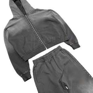 Vente en gros de survêtements d'hiver décontractés à capuche en strass pour hommes, doux au toucher, légers et respirants, fabriqués au Pakistan - Product Image 1