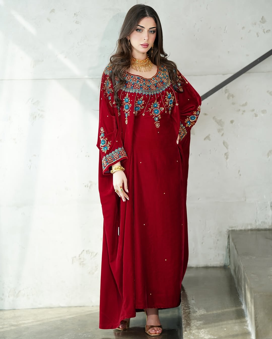 Neueste Design Dubai Abaya Style Kaftan Farasha Maxikleid
