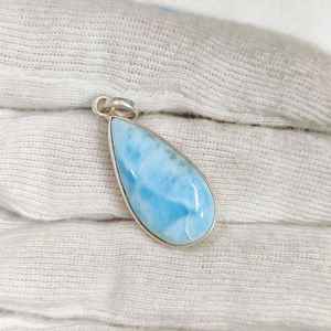 จี้ควอตซ์เงินทิเบตทำมือประดับอัญมณีสำหรับผู้หญิงและผู้ชาย ดีไซน์ปีกคลาสสิก ของขวัญเครื่องประดับชุบเงิน ศาสนาฮินดู GIC - Product Image 3