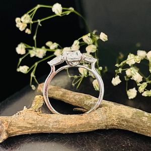 14K Solid Gold 1.00 Ct <b>Oval</b> <b>Moissanite</b> Diamond Solitaire <b>Engagement</b> <b>Ring</b>, <b>Oval</b> Cut <b>Moissanite</b> Diamond Solitaire Diamond <b>Ring</b> - Product Image 2