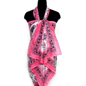 Meilleur prix Maillot de bain une pièce pour femme, rose, imprimé cachemire, à col halter, avec design asymétrique drapé, en polyester extensible - Product Image 5