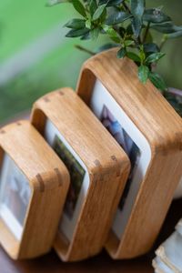 Cadre photo léger en bois naturel pour la décoration de la maison et du bureau avec options personnalisées et finition de haute qualité - Product Image 4