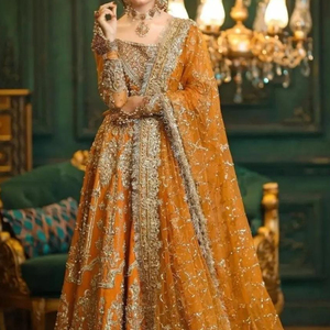 TRENDY--DESIGN de elegante bordado en WALIMA, vestido largo embellecido con cuentas de cristal, piedra, trabajo DABKA, 2023 - Product Image 1
