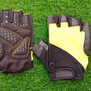 ถุงมือแบบครึ่งนิ้วปรับแต่งได้ พร้อมคุณสมบัติระบายอากาศ ผลิตจากหนัง ยาง ซิลิโคน ไมโครไฟเบอร์ พร้อมโลโก้ที่ปรับแต่งได้ - Product Image 1