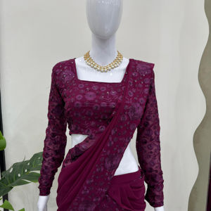 Prêt-à-porter de créateur pour soirée d'hiver Lehenga Choli avec fil en fausse fourrure et séquence de travail extensible pour les occasions spéciales - Product Image 1