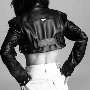 Blouson de moto en cuir d'agneau véritable pour femme - Léger, respirant, tricoté avec broderie - Product Image 3