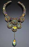 Collier demi-perles demi-chaîne Blossom Craft India, style bohème, avec perles brodées, breloques arc-en-ciel et perles de rocaille pastel, pour usage quotidien, en verre