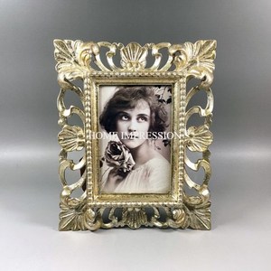 Marcos de latón con foto de diseñador, trabajo antiguo intrincado en artesanía de metal fino para mejorar interiores clásicos modernos - Product Image 1