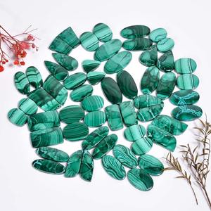 Paire de malachite naturelle de haute qualité Cabochon fournisseur de pierres précieuses Inde prix de gros pierres précieuses de haute qualité utiliser la fabrication de bijoux - Product Image 1