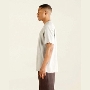 Camiseta ajustada para hombre 100% algodón tela suave cuello redondo ropa informal Color sólido cómodo clásico para Look Stock Camiseta de algodón - Product Image 6