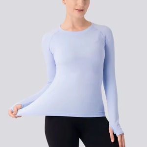 Chemise de compression à manches longues pour femmes haute performance avec tissu respirant et soutien musculaire - Product Image 5