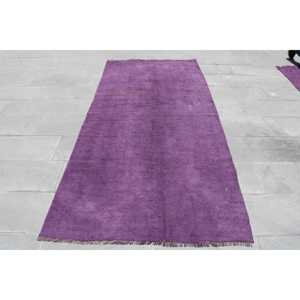 Alfombra Turca Vintage de 3.9x8.3 pies (120x254 cm), Alfombra con Puntos Morados y Grises - Product Image 1