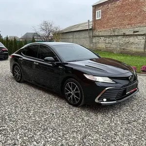 รถยนต์โตโยต้า แคมรี่ SE ซีดาน ปี 2021 มือสอง - Product Image 3