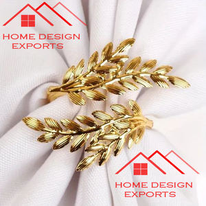 Accessoires de décoration de table d'hôtel de luxe Rond de serviette en métal fini doré Mdae à la main au prix de gros - Product Image 1