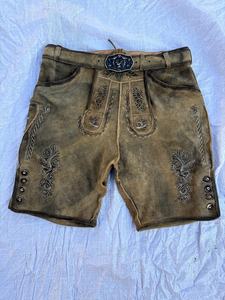 Lederhosen Bávaros para Oktoberfest, Traje Tradicional Masculino de Cuero Knurz, Ligeros y Bordados - Product Image 4