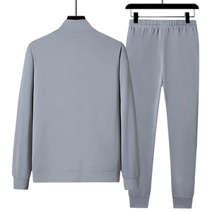 Ensemble de survêtements pour hommes personnalisés Vêtements de sport OEM Survêtements de sport pour hommes et femmes Survêtement de haute qualité à logo personnalisé vente en gros - Product Image 5