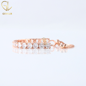 La mayoría de las ventas de diseño de moda Victoria corte redondo Moissanite 925 Plata Slider tenis pulsera ajustable para mujeres - Product Image 4