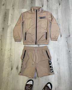 Chaqueta cortavientos y pantalones cortos ligeros de nailon por sublimación, conjunto de pantalones cortos de dos piezas, transpirables para hombre, cortavientos reflectante - Product Image 4