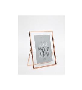 Magnifique cadre photo en métal artisanal, parfait pour présenter vos précieux souvenirs dans un décor moderne et élégant. - Product Image 3