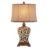 Lampes de table élégantes en aluminium au design ancien fabriqué à la main pour la décoration intérieure moderne avec un éclairage ambiant chaleureux pour les salons