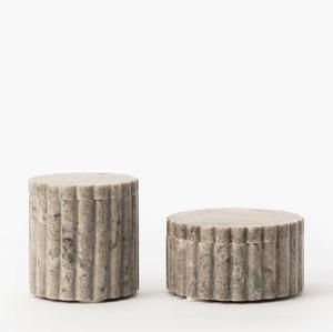 Bodega de sal de piedra blanca con tapa de madera y cuchara Recipiente de especias hecho a mano elegante para cocina Esenciales de cocina diaria - Product Image 3