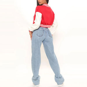 เสื้อแจ็คเก็ตวาร์ซิตี้สำหรับผู้หญิงรุ่นใหม่ |   สีและขนาดที่กำหนดเองได้คุณภาพสูง |   บริการ OEM เสื้อแจ็คเก็ต Letterman สไตล์ดิบ ขายส่ง - Product Image 4