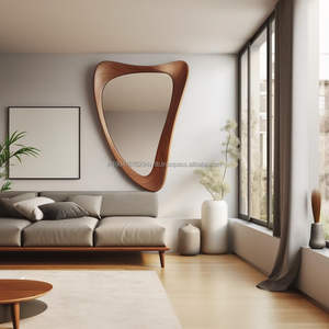 Miroir mural de vanité KALATRI artisanal, écologique, léger, classique, Art Déco, asymétrique, irrégulier, ondulé, en bois de noyer véritable - Product Image 2