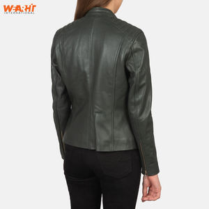 Chaqueta verde ajustada de cuero genuino para mujer de estilo motorista moderno, ropa de abrigo transpirable con cuello levantado y cierre de cremallera - Product Image 2