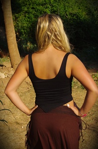 Top Corto con Cuello en V Profundo, Estilo Boho, Elástico, Ligero, para Festivales y Uso Diario, a Precio de Fábrica - Product Image 4