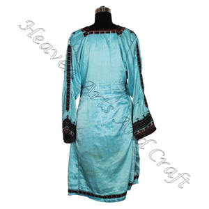 Robe Vintage en Soie Tribale Brodée Robe BDR067 Vintage Bohème Du Fournisseur Indien Vintage Broderie Fait Main Banjara - Product Image 4
