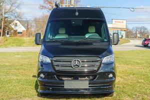 CAMIONETA DE LUJO MERCEDES-BENZ SPRINTER 3500XD 2021 IMPECABLE, MOTOR TURBODIÉSEL V6, LISTA PARA ENTREGA - Product Image 4