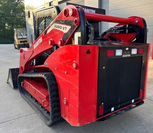 Chargeuse sur chenilles compacte Manitou 3200VT 2022, 108 CV, avec levage vertical et hydraulique à haut débit, à vendre - Product Image 4