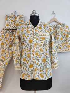 Ensemble de pyjama pour femmes en coton 100% imprimé léopard, haut à col en V à manches longues, pantalon de jogging à braguette boutonnée, coupe décontractée, été, luxe, pastel - Product Image 4