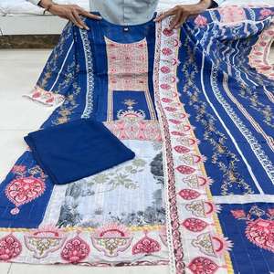 Vestido Étnico Premium para Mujer, Conjunto Kurti Tradicional de Seda Berry con Bordado a Mano, Secado Rápido, Elástico, Ideal para Fiestas y Eventos Especiales - Product Image 6