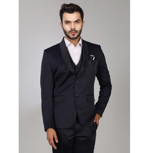 Costume moderne pour homme de qualité d'exportation, bleu marine, cinq pièces, pour mariages, fêtes et événements spéciaux, disponible au prix d'exportation - Product Image 1