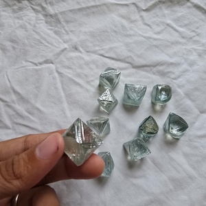 Pierre brute de Moissanite bleue de haute qualité pour la fabrication de bijoux - Product Image 2