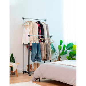 Porte-vêtements Myrva à double niveau, en métal, autoportant, portable, rangement de garde-robe, design minimaliste avec roulettes - Product Image 5