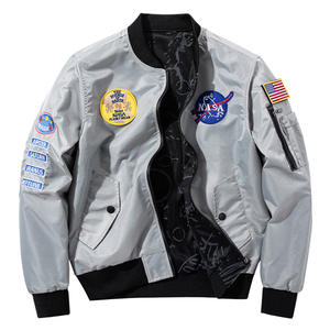 Meilleure vente Blouson aviateur sport brodé de l'industrie lourde pour hommes de grande taille Manteau d'hiver personnalisé avec cargo - Product Image 3