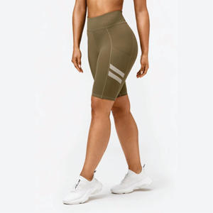 Short de vélo Epic 74% polyester 26% élasthanne à séchage rapide pour évacuer la transpiration - Product Image 3