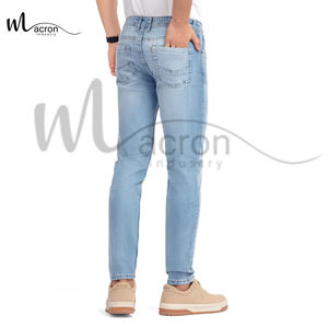 กางเกงยีนส์ผู้ชายทรงตรง สวมใส่สบาย ระบายอากาศดี ดีไซน์ไม่ซ้ำใคร รับผลิตตามแบบ พร้อมสกรีนโลโก้ บริการดีเยี่ยมจากผู้ผลิตชั้นนำ - Product Image 2
