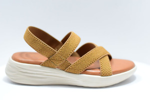 Vente en gros de nouvelle sandale de plage d'été élégante légère tendance élastique à la mode semelle plate épaisse confortable et respirante - Product Image 2